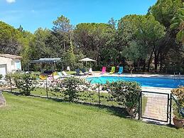 Beautiful Holiday Home With Garden