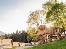 Chalet With Dishwasher, in the Area