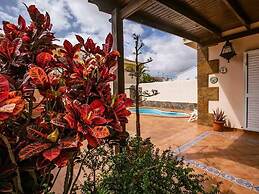 Villa in Corralejo Near Playa de Palomitas