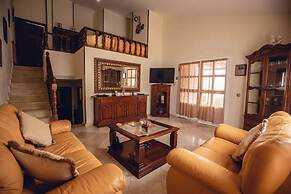 Villa in Corralejo Near Playa de Palomitas