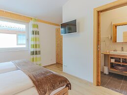 Apartment Brixen Near Ski Lift