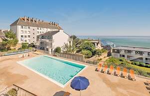 Apartment in Audierne Near Trescadec Beach