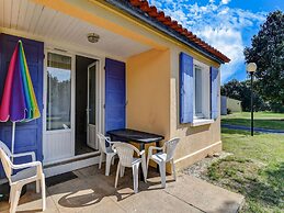 Gite in a Holiday Park With Pool