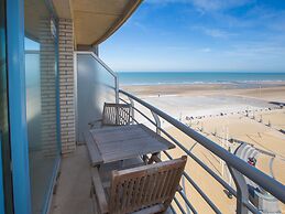 Stylish Stay w/ Sea Views