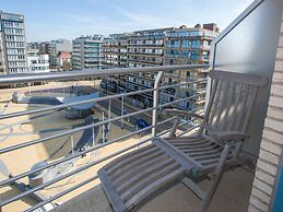 Stylish Stay w/ Sea Views
