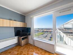 Penthouse With Sunny Terrace