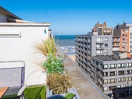 Penthouse With Sunny Terrace