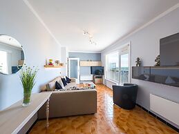 Penthouse With Sunny Terrace