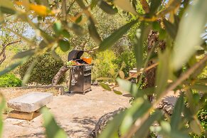 Hortella - Villa With Private Pool