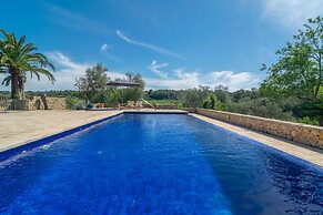 Hortella - Villa With Private Pool