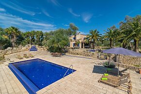 Hortella - Villa With Private Pool