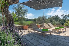 Hortella - Villa With Private Pool