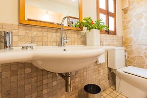 Hortella - Villa With Private Pool