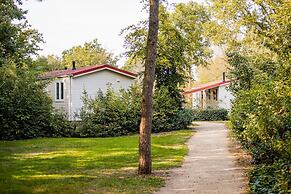 Chalet in Leukermeer by the Waterside