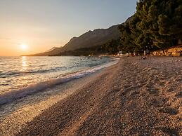 Nice Apartment in Gradac