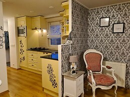 Chalet With Dishwasher in a Park