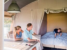 Nice Tent Lodge on a Campsite
