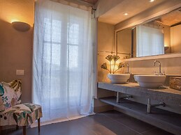 Holiday Home Magione Lake View Pool
