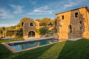 Holiday Home Magione Lake View Pool