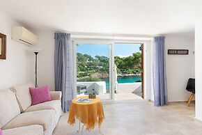 Villa in Cala D'or With Private Beach Access