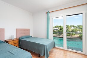Villa in Cala D'or With Private Beach Access