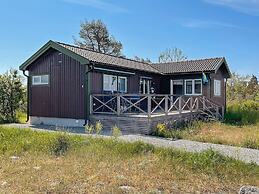 6 Person Holiday Home in Lottorp