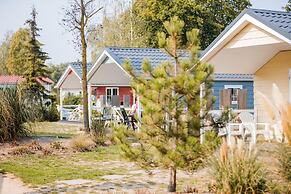 Chalet With Covered Terrace in the Leukermeer