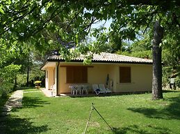 Bungalow in Garda Near Lake & Pool