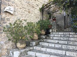 Excellent Apartment on the Cote D'azur