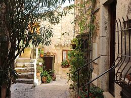 Excellent Apartment on the Cote D'azur