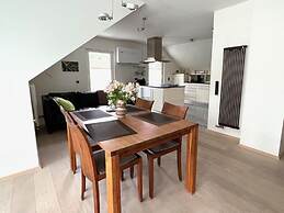 Savoir Vivre Modern Retreat