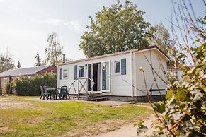 Chalet by Leukermeer With Terrace