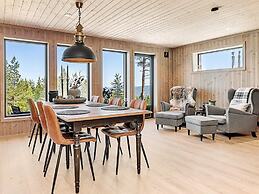 7 Person Holiday Home in Lampeland
