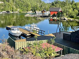 9 Person Holiday Home in Mosterhamn