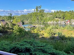 9 Person Holiday Home in Mosterhamn