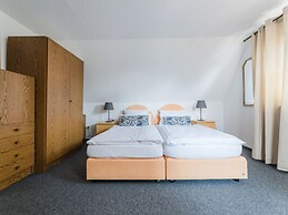 Dreamy Apartment Near Forest