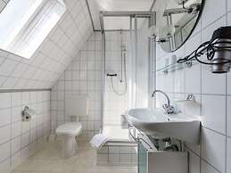 Dreamy Apartment Near Forest