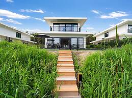 Cosy Villa in Zeewolde With Garden