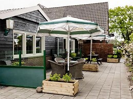 Rural Holiday Home With Large Terrace