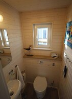 Houseboat Liliput Comfortable Holiday Residence