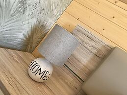 Christel Modern Retreat