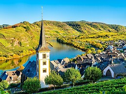 Holiday Home in the Eifel-mosel With Garden