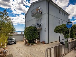 Holiday Apartment Maestral