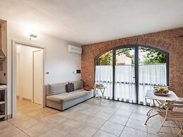 Stagno Lombardo Garden Flat