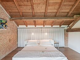Stagno Lombardo Garden Flat