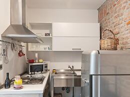 Stagno Lombardo Garden Flat