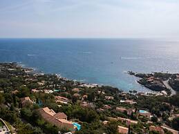 Rainier - Villa Monte Carlo