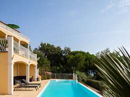 Rainier - Villa Monte Carlo