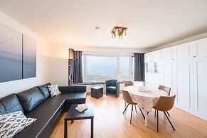 Cosy Studio With Sleeping Area and sea View