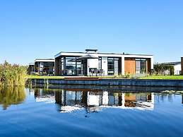 Luxury Waterfront Escape